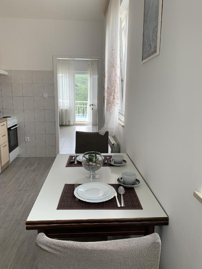 Apartments With A Parking Space Rabac, Labin - 7410 Extérieur photo