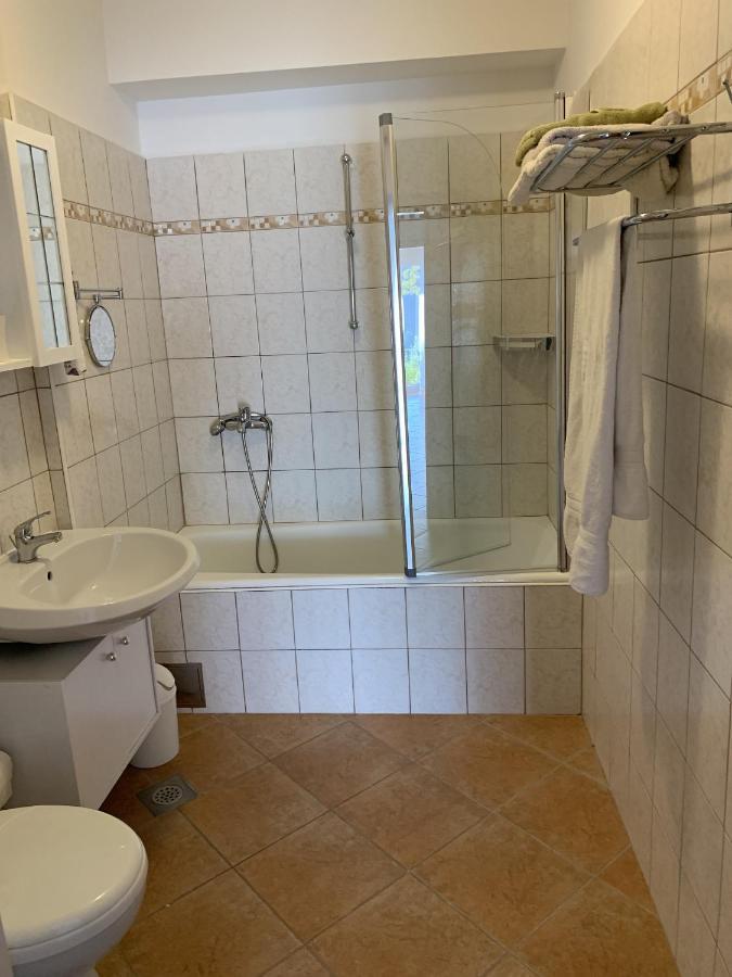 Apartments With A Parking Space Rabac, Labin - 7410 Extérieur photo